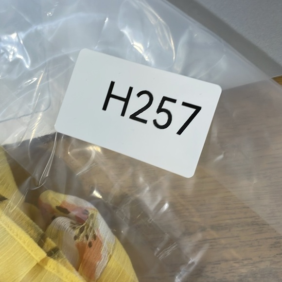 NEW Lauren Ralph Lauren Womens 12 Ruffled Mini skirt Yellow - Picture 9 of 9